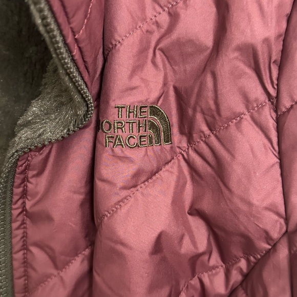 The North Face Mossbud Reversible Jacket - Picture 2 of 7